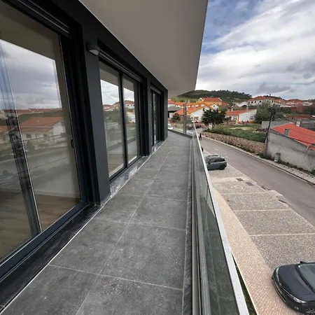 Apartman Modern Spacious With Rooftop Pool São Martinho do Porto