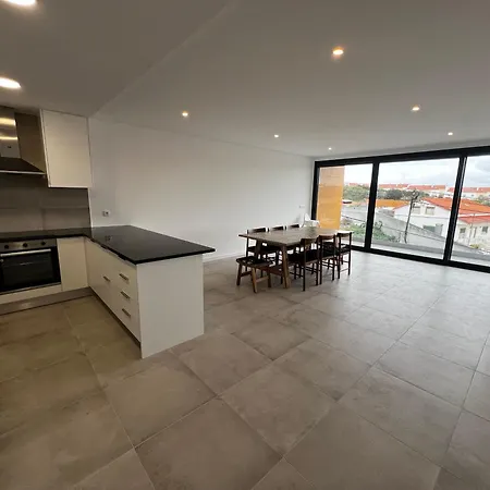 Apartman Modern Spacious With Rooftop Pool *