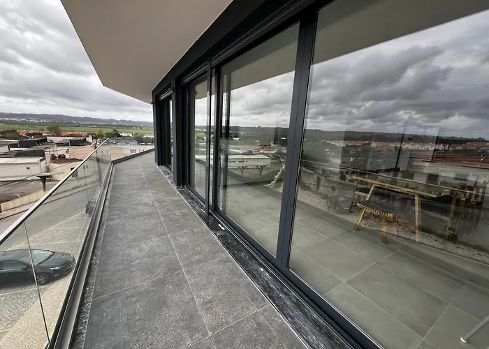 Modern Spacious With Rooftop Pool